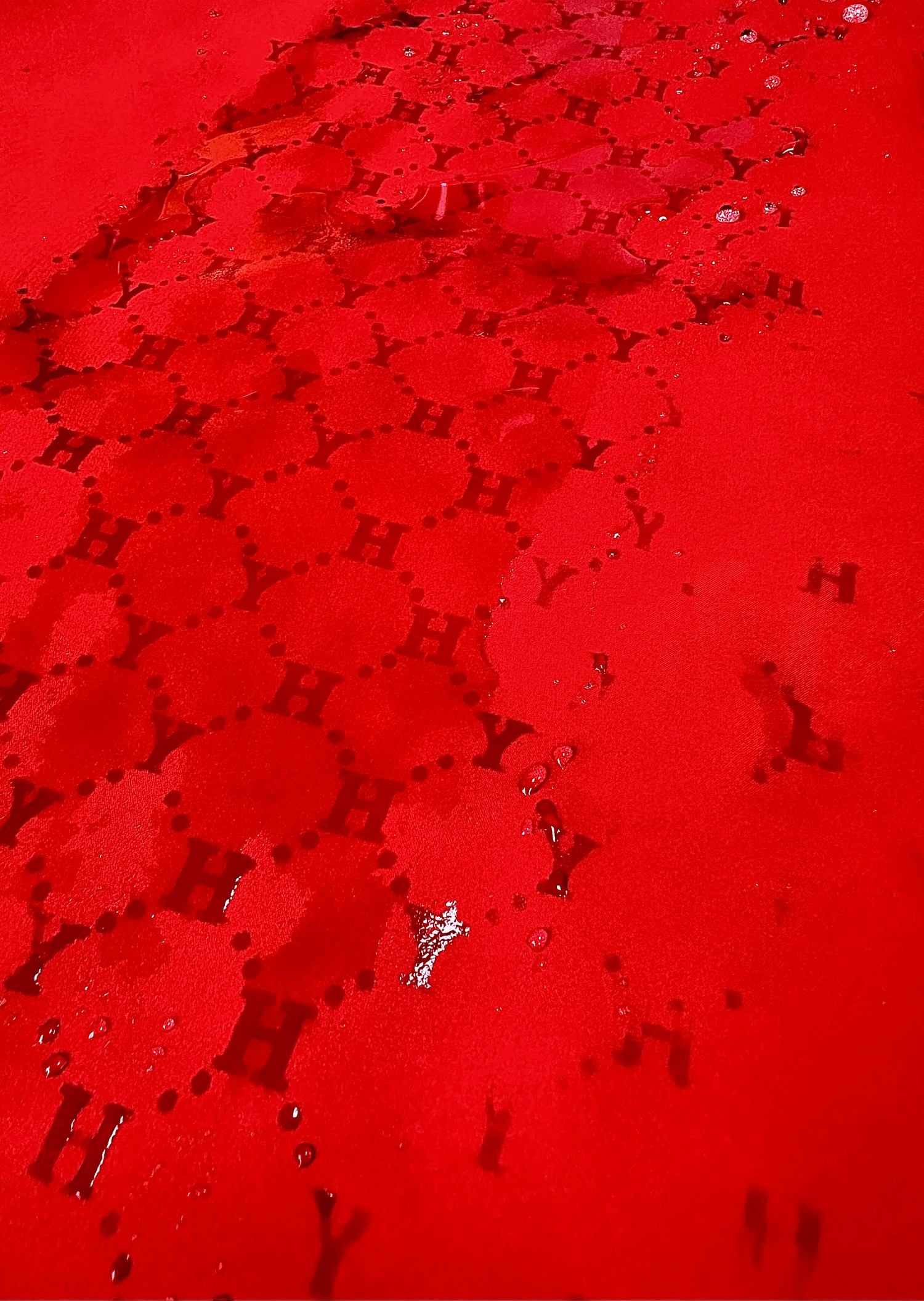 Water-reactive floral fabric   